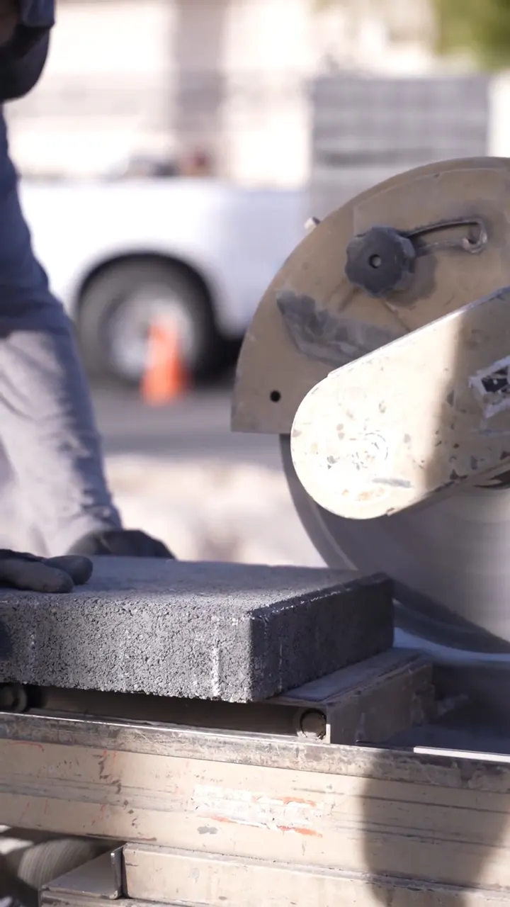 A backyard that stays green year-round: video made by G Media for Pure Turf USA